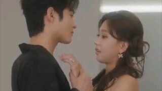 97.Three Years Post-Breakup: My Ex Is a Tycoon's Son, Setting Up a Love Triangle!