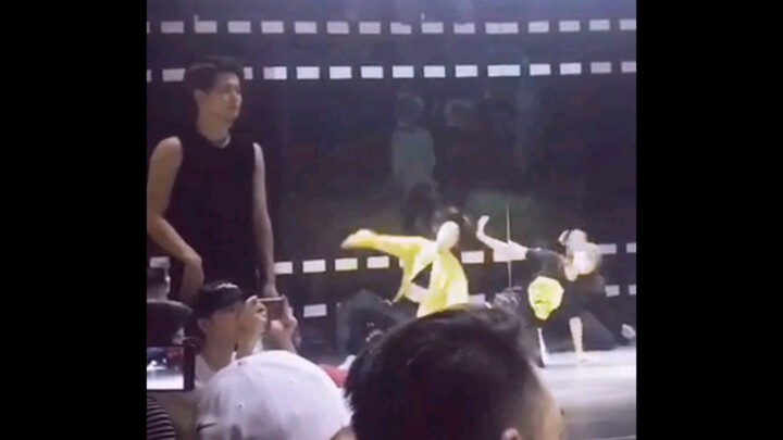 【Rikimaru】Teacher Rikimaru watches students dance ~ 2017 at GH5 Dance Studio in Shanghai