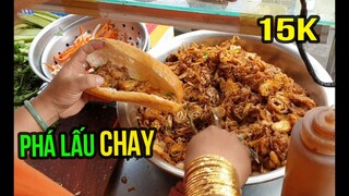 Bánh mì phá lấu Chay, hủ tiếu hồ Chay của quán quanh năm suốt tháng bán món chay