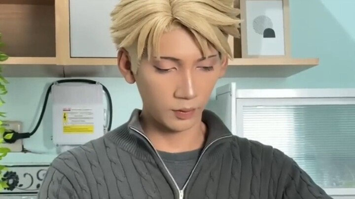 COSPLAY ANIME JADI RAJIN MASAK
