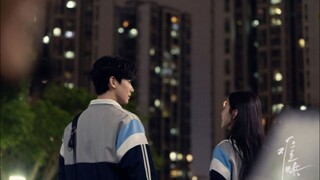 Tak ada yang berani ganggu CEO dingin ini,tapi aku satu ciuman menundukkannya, j