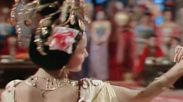 A true masterpiece! The few opening steps she took back then are enough for today’s young actresses 
