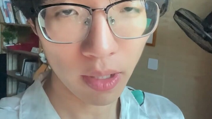 ฉันเพิ่งซื้อหูฟังราคาพันเหรียญมาแต่ดันตกลงไปในชักโครกซะนี่