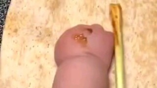 Làm chút đồ ăn vặt để ăn đi.