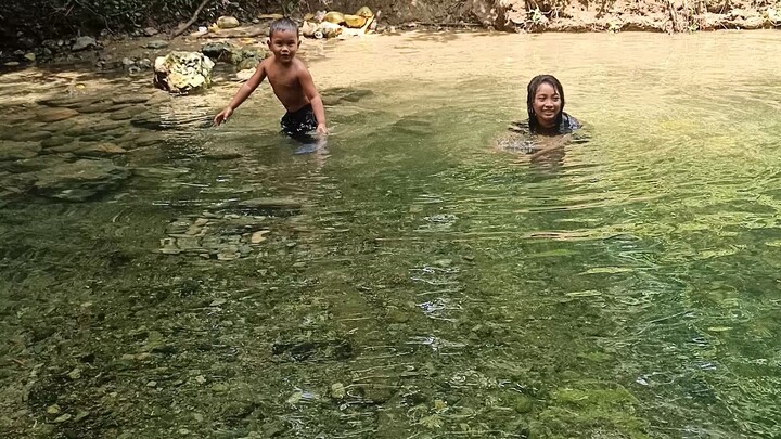 swimming sa taginit