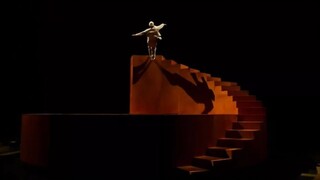 [Crying Series] Yoann Bourgeois's "The Mechanism of History" - Seeing the loneliness of Sisyphus in 