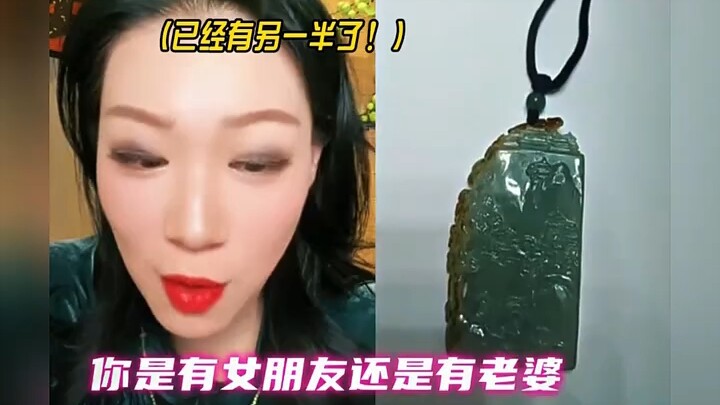 Saat itu yang kulihat hanyalah seorang lelaki hetero yang putus asa bersama pacarnya.