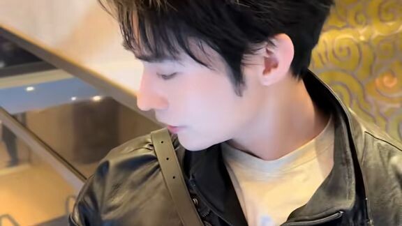 he's soo pretty 😍😍 #wang Daotei