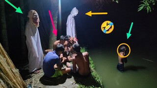 PRANK POCONG ANAK PASANTREN BANGUNIN SHOLAT SUBUH LUCU #50