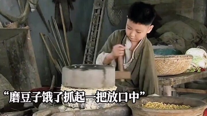 The master took in a little beggar, but the young master targeted him, and in the end, the young mas