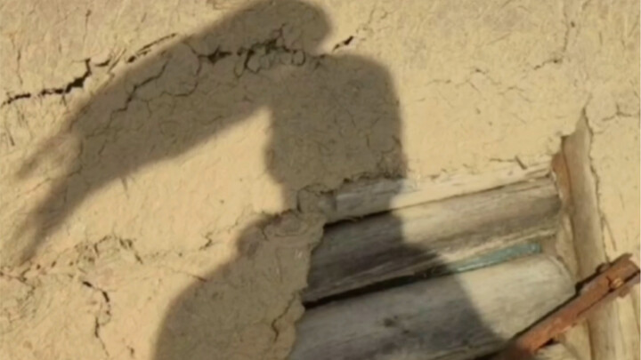 لا امرأة في قلبي، السيف يصبح إلهًا تلقائيًا