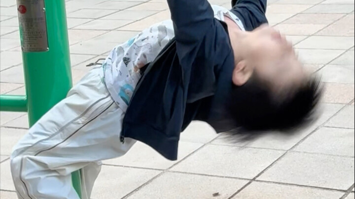 “Nice Guy and Big Sister”