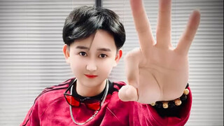 Gestur selfie cowok yang super mendominasi 14
