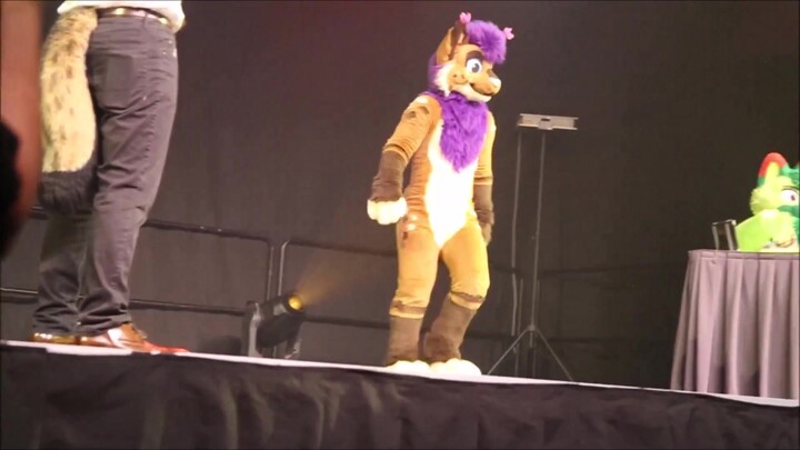 Juara Kompetisi Tari Fursuit Amerika 2019 Pertandingan Tunggal