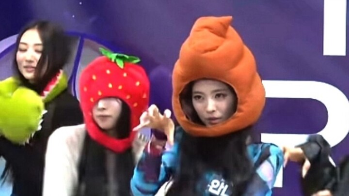 I laughed my ass off! The accelerated version of meovv's "BODY" dance headgear seems to have its own