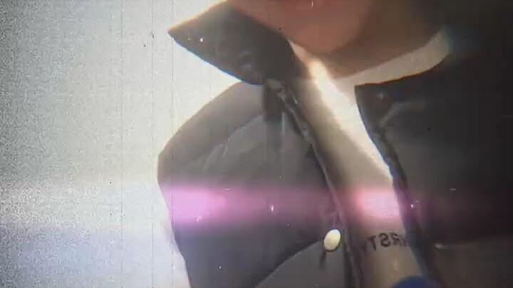 Sis: This little brother shouldn’t stay here too long.