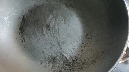 Hehe, frying an egg for Mom