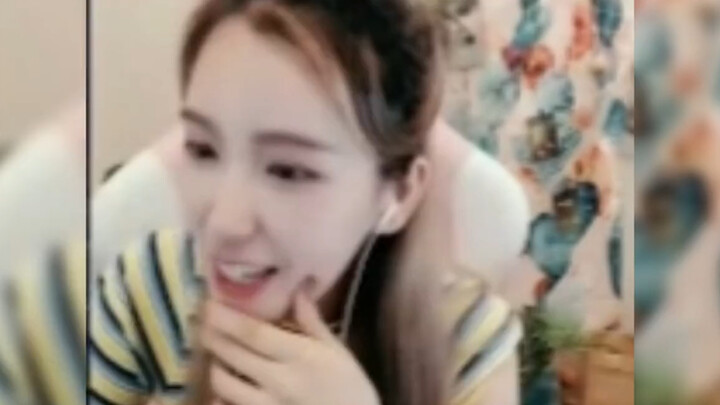 LOL :rita: You’re playing Ashe, I’m playing the Support—attitude: Okay. Love.        LOL Legendary M