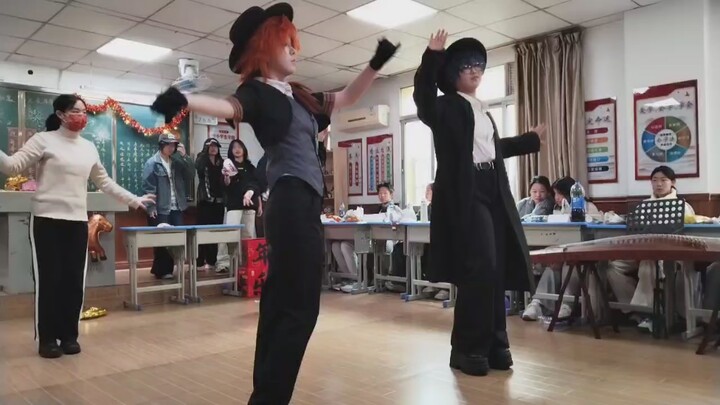 Dường như “Tịnh độ Đông Bắc” lần đầu xuất hiện tại buổi liên hoan mừng năm mới…