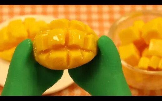 [Fanart] Clay stop-motion animation - a little cute delicious mango