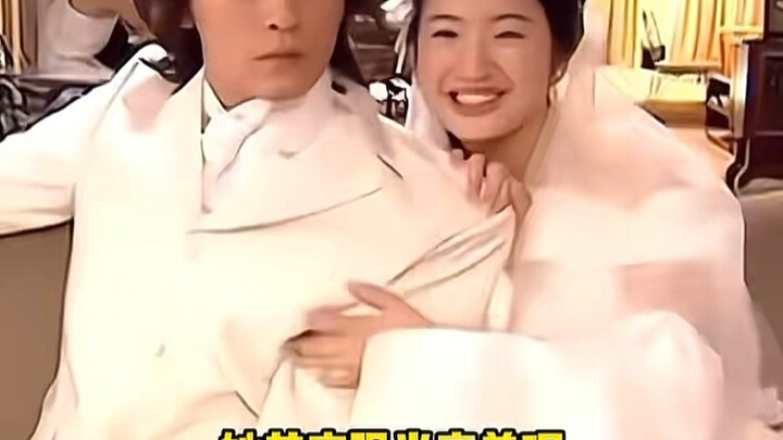 The entire series is spent meekly begging Shuzhu to make her his slave.