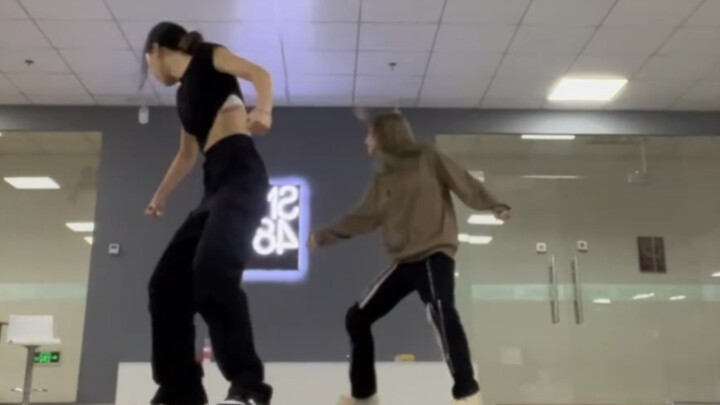 Yuan Yiqi, please don't kill me with your handsomeness｜cover Roar