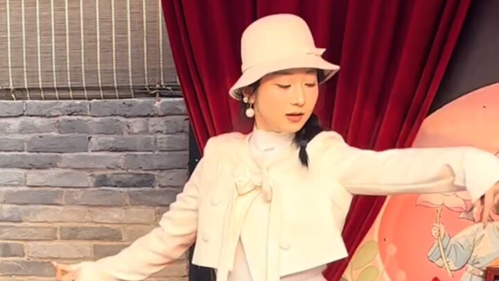 The dancing was so amazing—this must count as an impromptu performance, right?