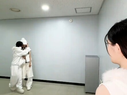 【illit】اقتحم الصين. لكنه اقتحم الصين في عام 2018.