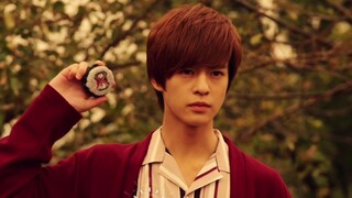 I met a guy called Zi-O that day. We agreed to use the most basic form, but he added the power of Om