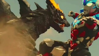 Lightning and thunder, repel the darkness - Ultraman Orb's brilliant flash form