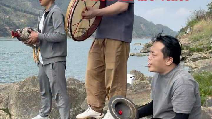 أين هو صاحب الـ72 ثقب في نهر بيبيانج؟ لا تتزوجي صيادًا، فالصيادون لا يعرفون الحب.