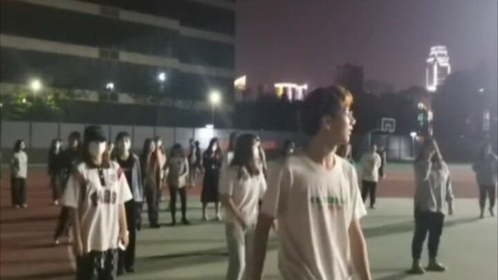 【魔性duaiduai舞】Duai duai舞走起来哈哈哈哈