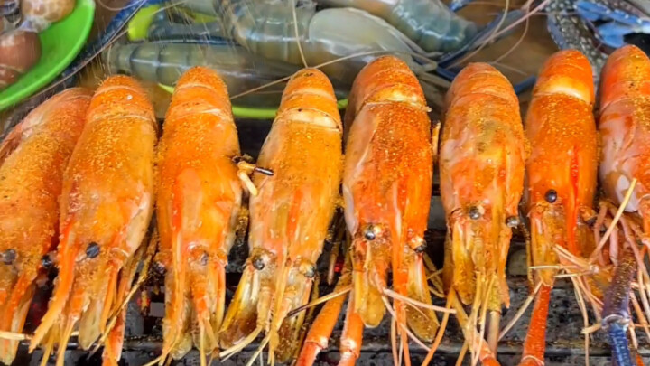 A Lai Ma: The Ultimate Way to Enjoy Thailand’s Locals’ Favorite All-You-Can-Eat Live Grilled Shrimp 