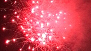Pháo hoă chúc mừng năm mới 🎆 🎊
