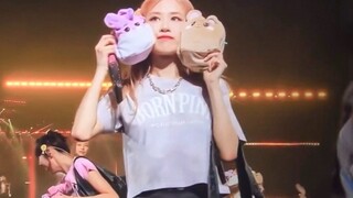 Sân khấu encore nổi của Black Pink Osaka Yeah yeah yeah