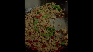 กระเพราแห้ง