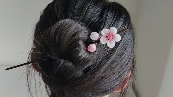 Peach Blossom Hairpin Updo Tutorial