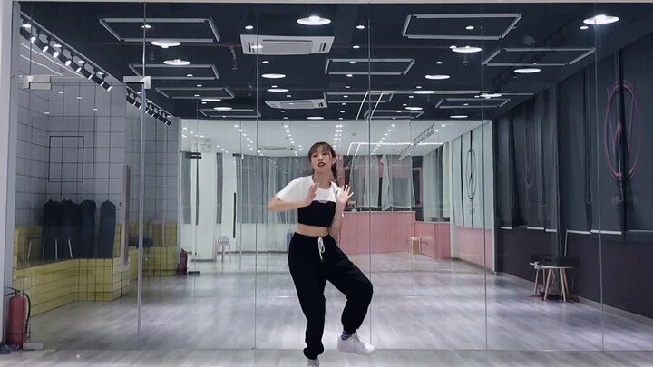 Y | Baekhyun-Candy dance cover [Sự Ngọt Ngào Mới Nhất Thế Giới] Series lấp hố là ngọt ngào hay đẹp t