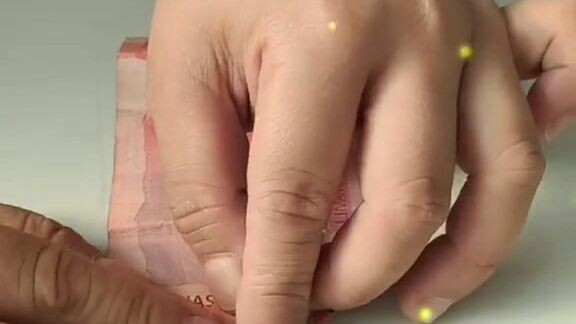 money flowers and heart😘