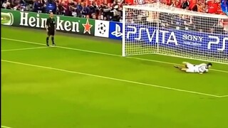 Petr Cech Từ Chối Tử Thần Để Trở Thành Huyền Thoại