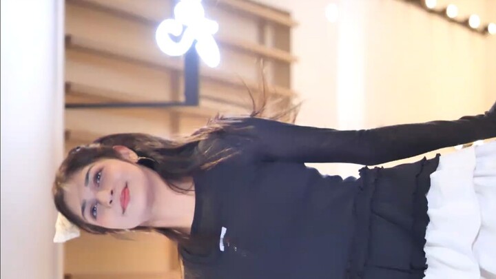 260123 NWH I Nicole – (Debut Track on Oct 25) Fan Cam