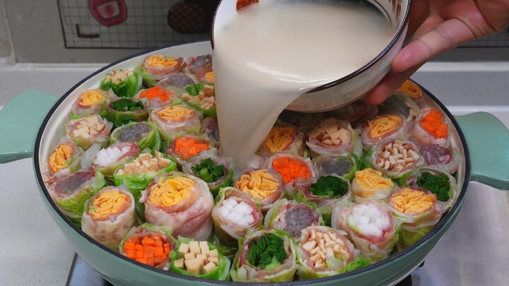 Have you ever tried such a beautiful hot pot? It's as gorgeous as a flower—so delicious, visually st