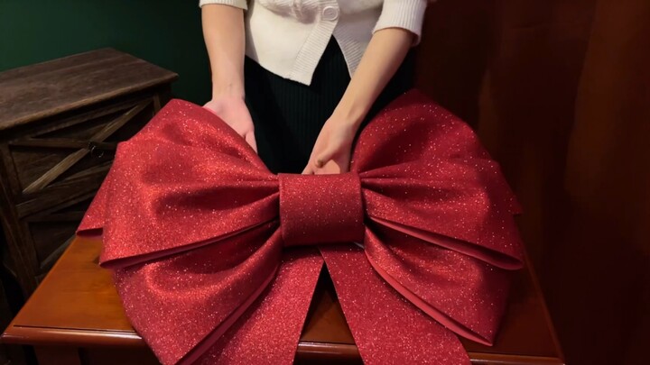 “هل يمكنك ربطه لي بفيونكة؟ أريد أن أتحول إلى هديتك!” 【هدية عيد الميلاد】【دورة في فن تنسيق الزهور】【تدر