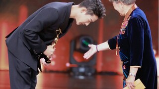 让观众买账的是能力不是人气！终于明白他为什么有观众缘了