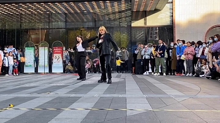 [ร้องและเต้นไปกับเพลง Shanghai Roadshow] คัฟเวอร์เพลง "Forced" ของฮวังฮยอนจินและบังชาน และ "Play Wit