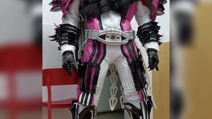 When I remade a set of remake of the alien Decade suit