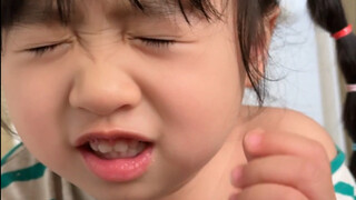 拍下来给她长大看哈哈哈