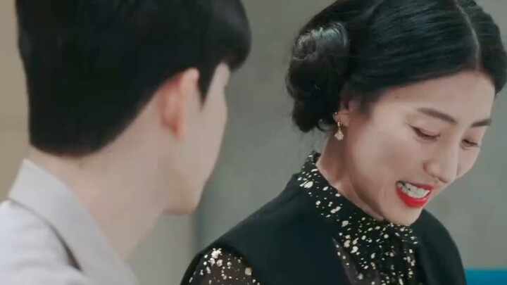 الأمير الثري المضحك ووالدته العصبية #شركة غاوس للإلكترونيات