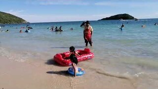 หนึ่ง​เหตุการณ์​ล้าน​ความ​รู้​สึก​ ที่​หาด​นางรอง​