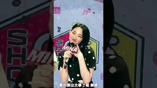 Side Eye😒 I need MC Hyunjin #straykids #hyunjin #mina #kpop